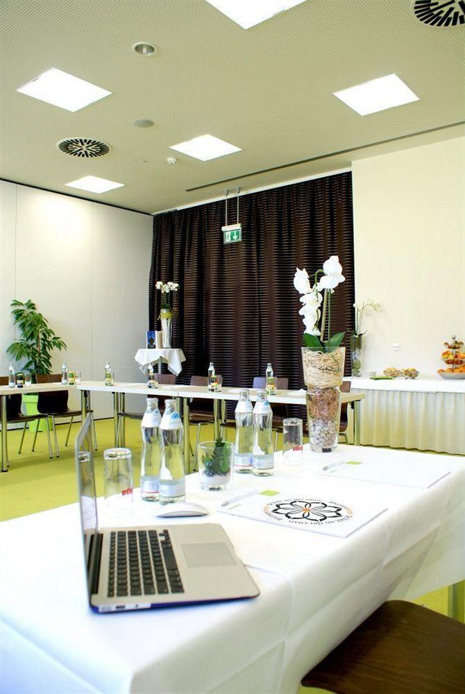 Zeit Hotel 4*
